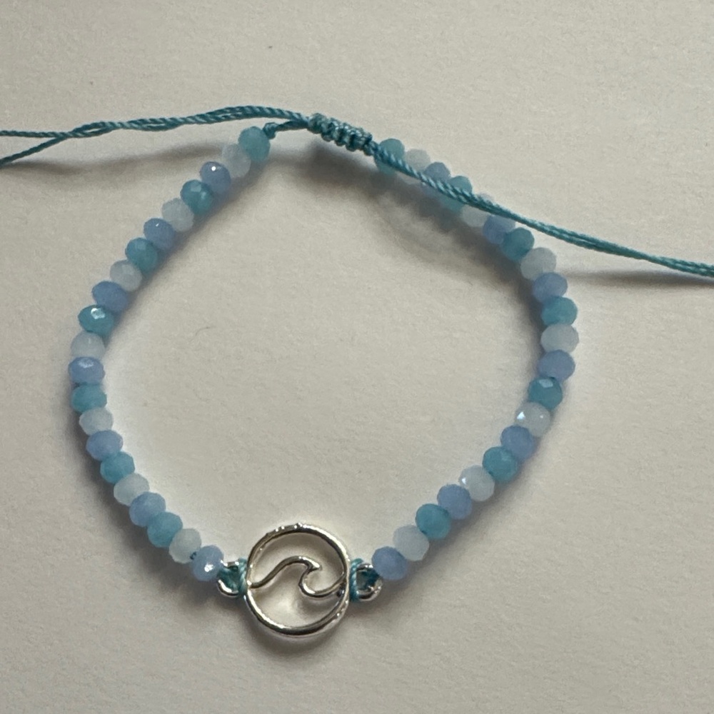 Pura Vida Light Blue Beaded Bracelet with Silver Wave Charm